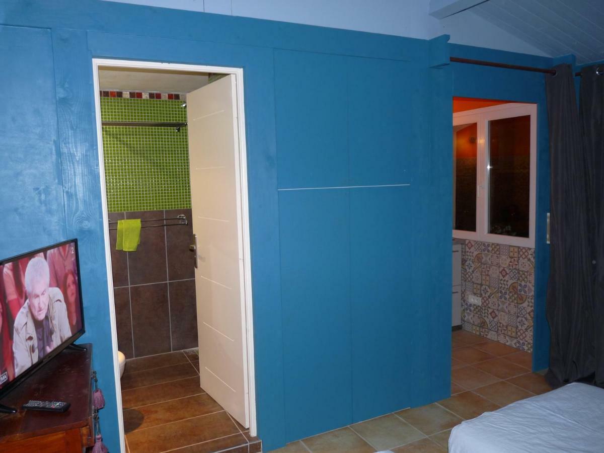 Sous Les Chenes, En Provence Villa Eyragues Bagian luar foto